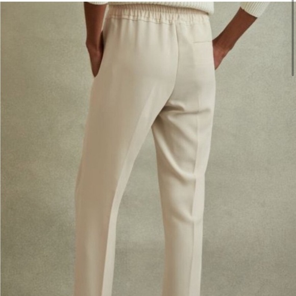 REISS / NWT Hailey petite  pull on tapered trousers in cream UK 4 US 0 - Picture 2 of 5